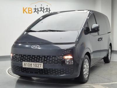 2022 Hyundai Staria