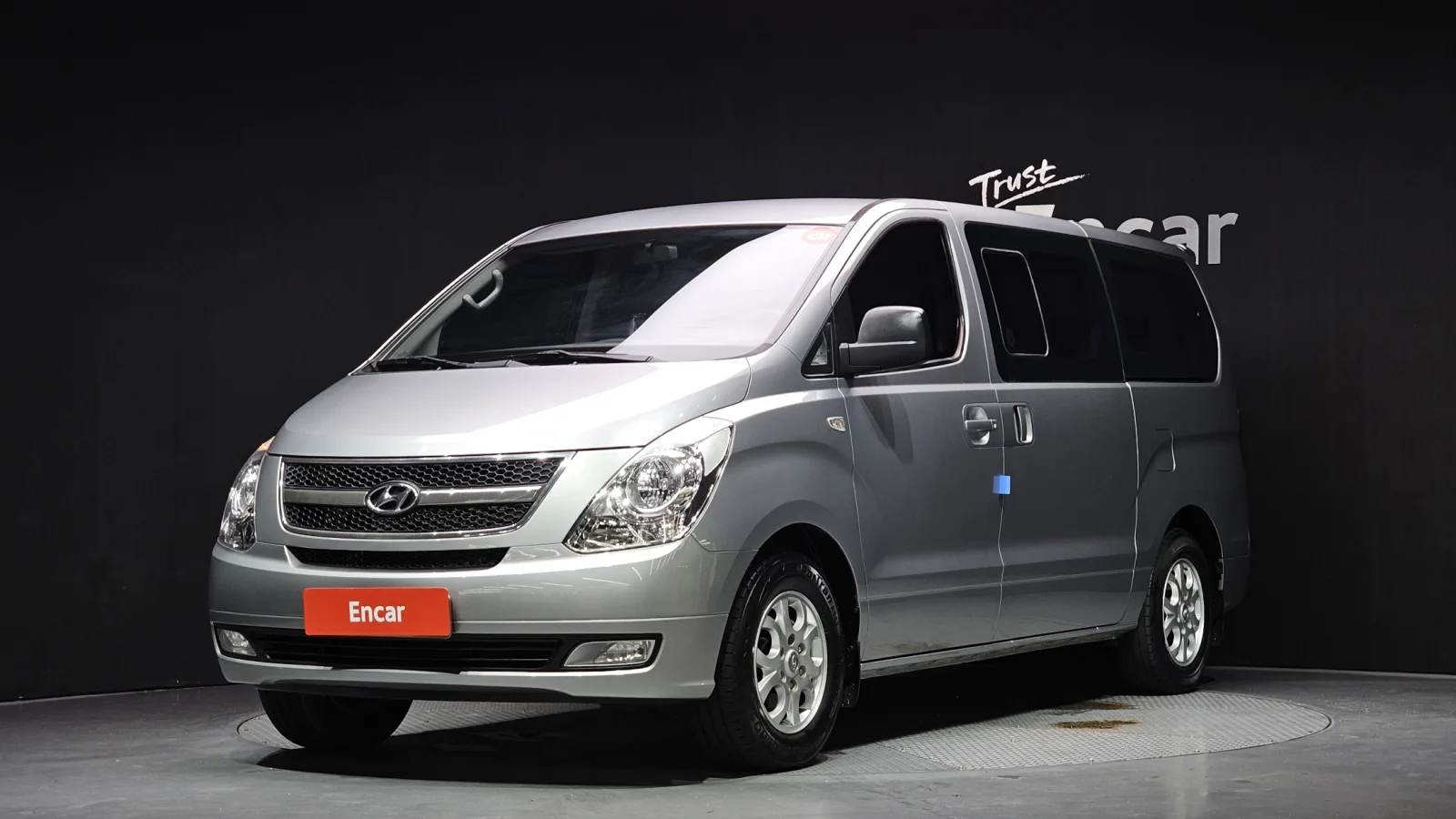 2012 Hyundai Starex