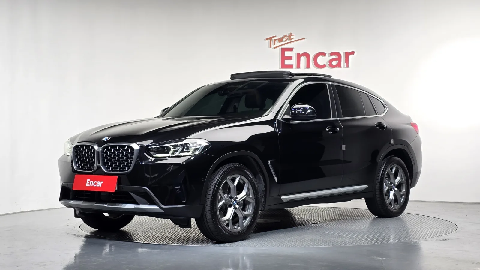 2023 BMW X4