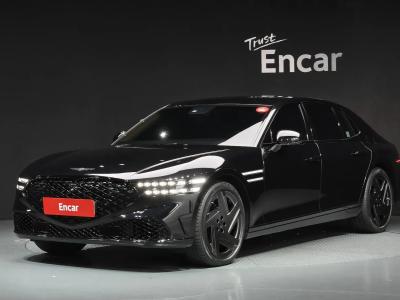 2022 Genesis G90