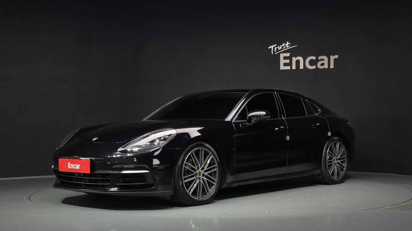 2018 Porsche Panamera