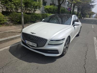 2022 Genesis G80