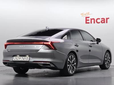 2023 Kia K8