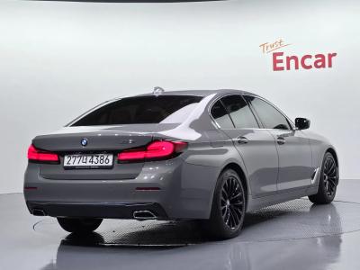 2021 BMW 5-Series