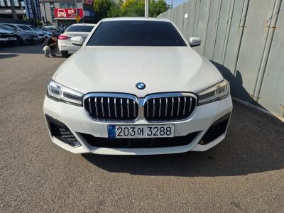2022 BMW 5-Series