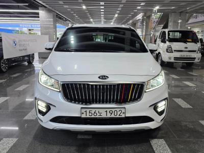 2020 Kia Carnival