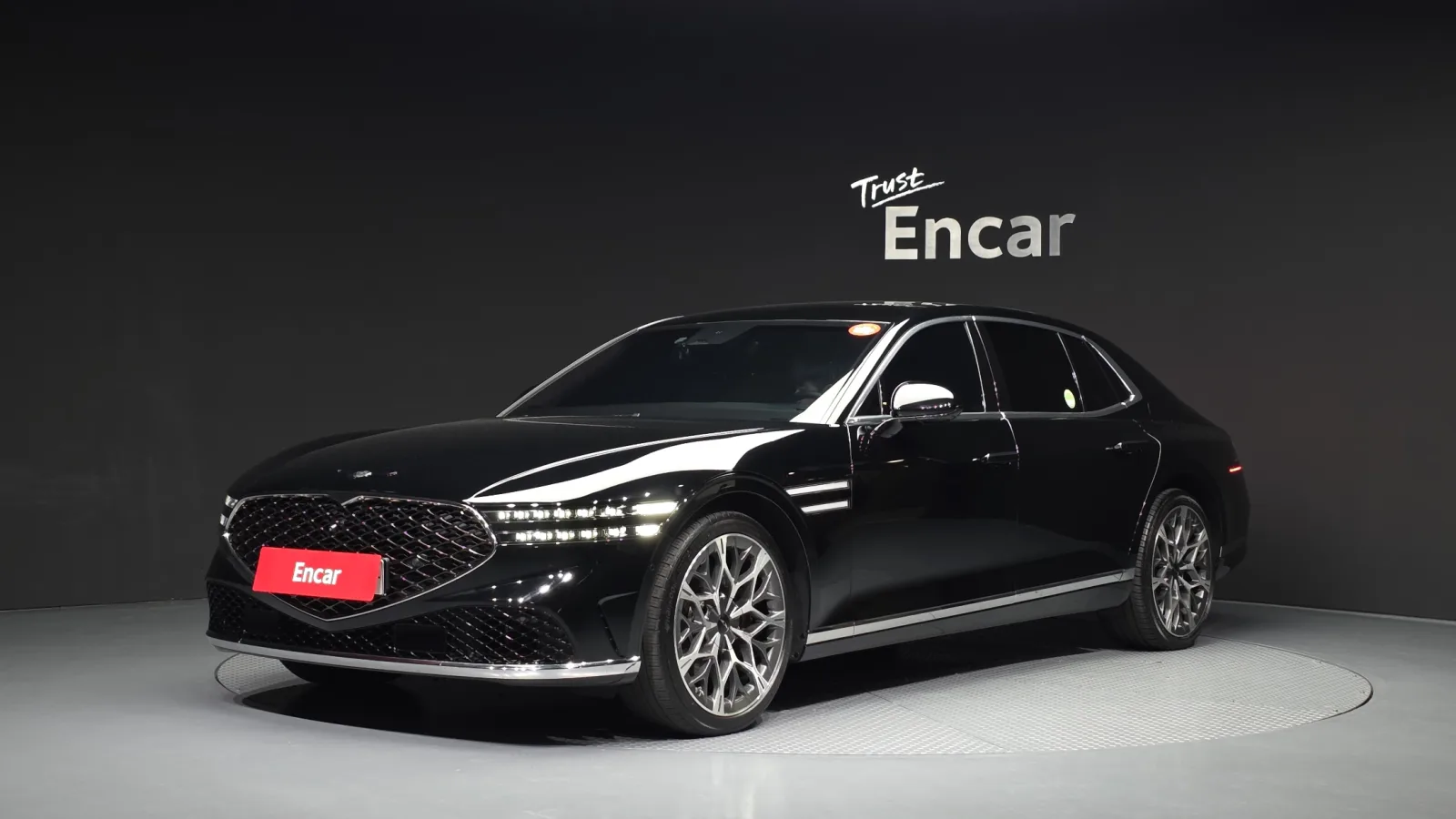 2023 Genesis G90