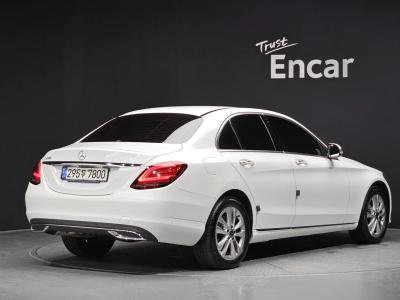 2020 Mercedes-Benz C-Class