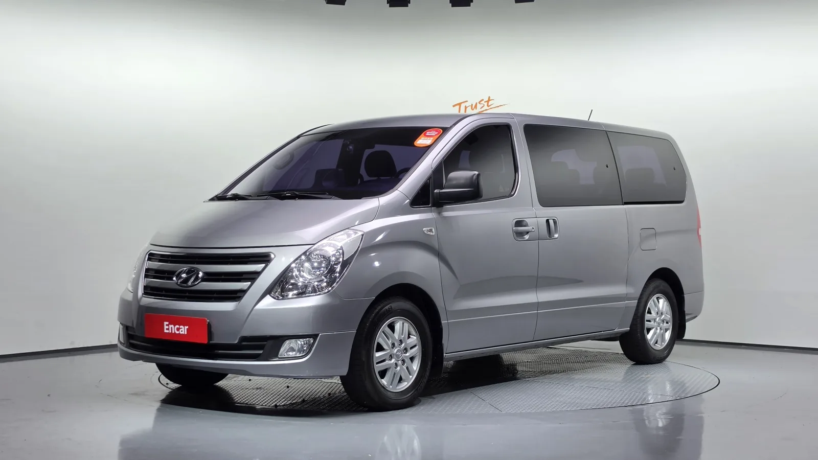 2017 Hyundai Starex
