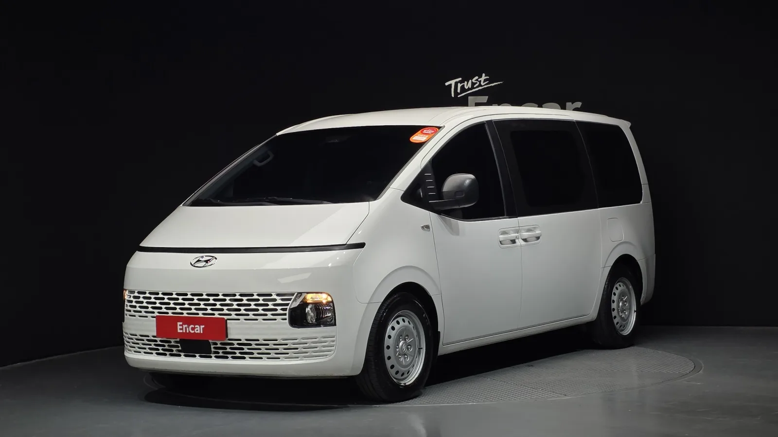 2022 Hyundai Staria