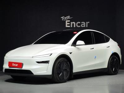 2025 Tesla Model Y