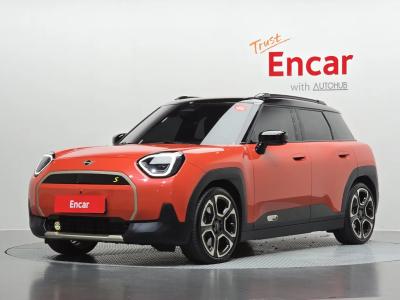 2025 MINI Aceman