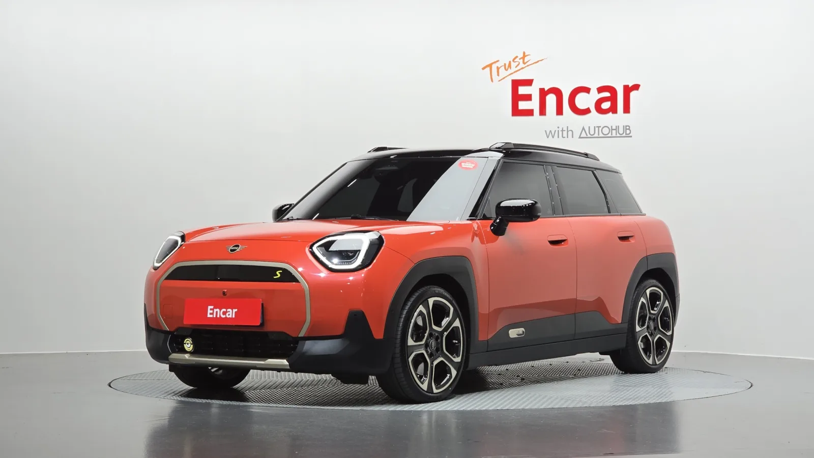 2025 MINI Aceman
