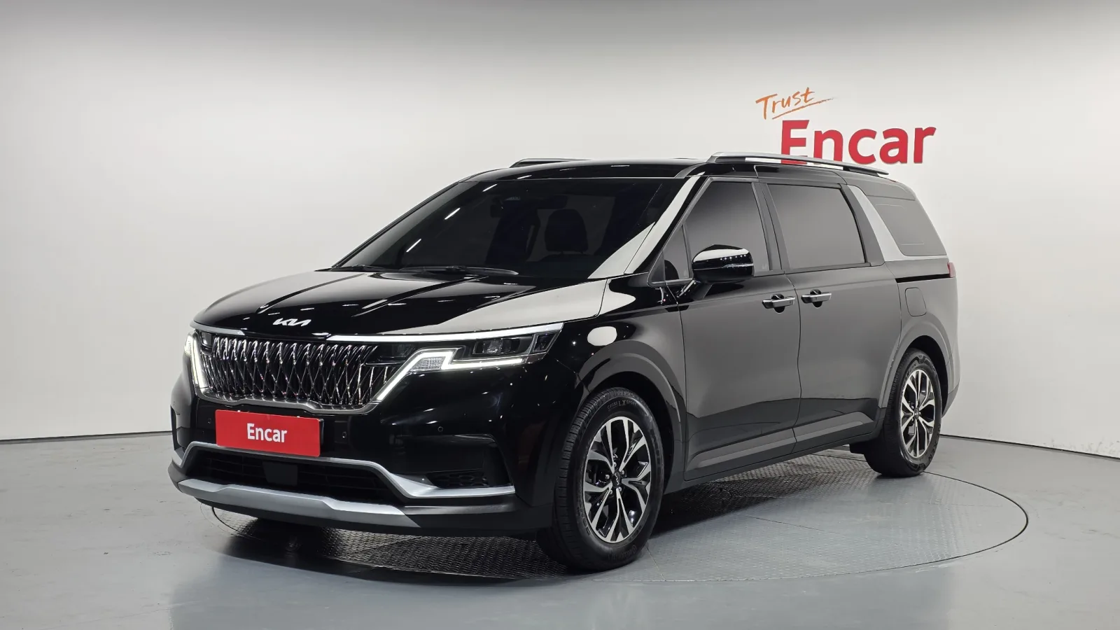 2023 Kia Carnival