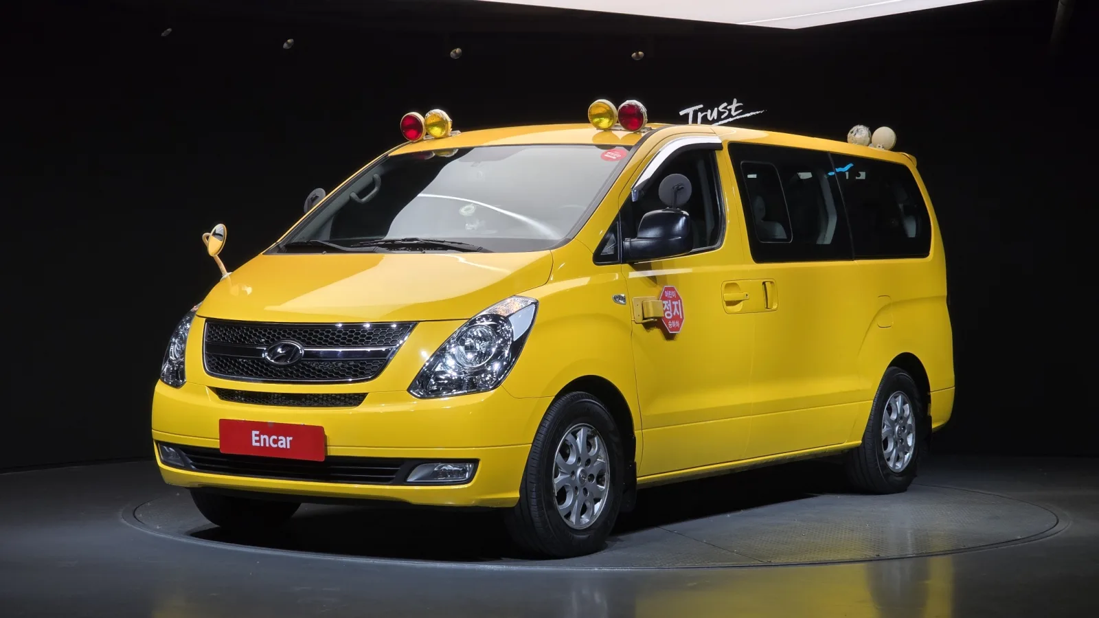 2016 Hyundai Starex