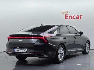 2023 Kia K8