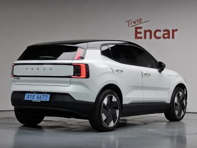 2025 Volvo EX30