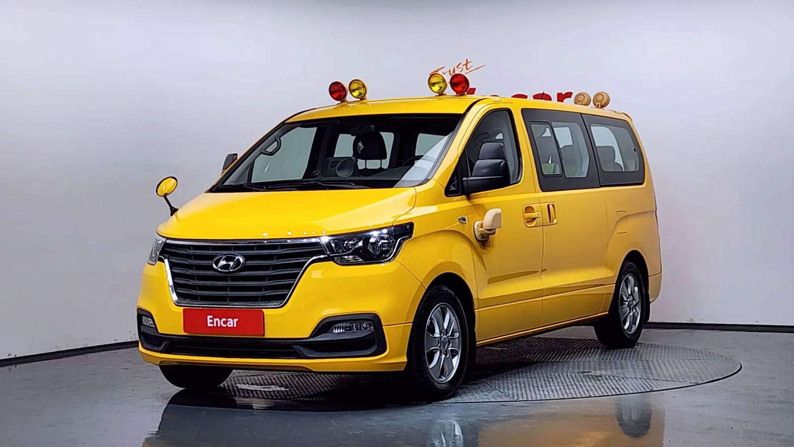 2019 Hyundai Starex
