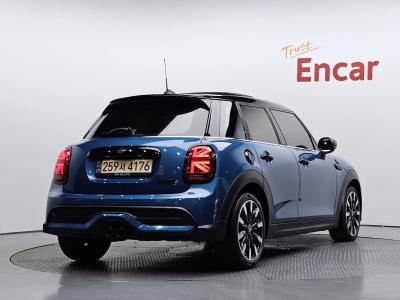 2022 MINI Cooper