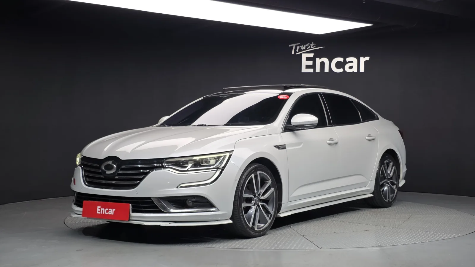 2017 Renault Korea SM6