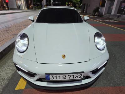 2023 Porsche 911