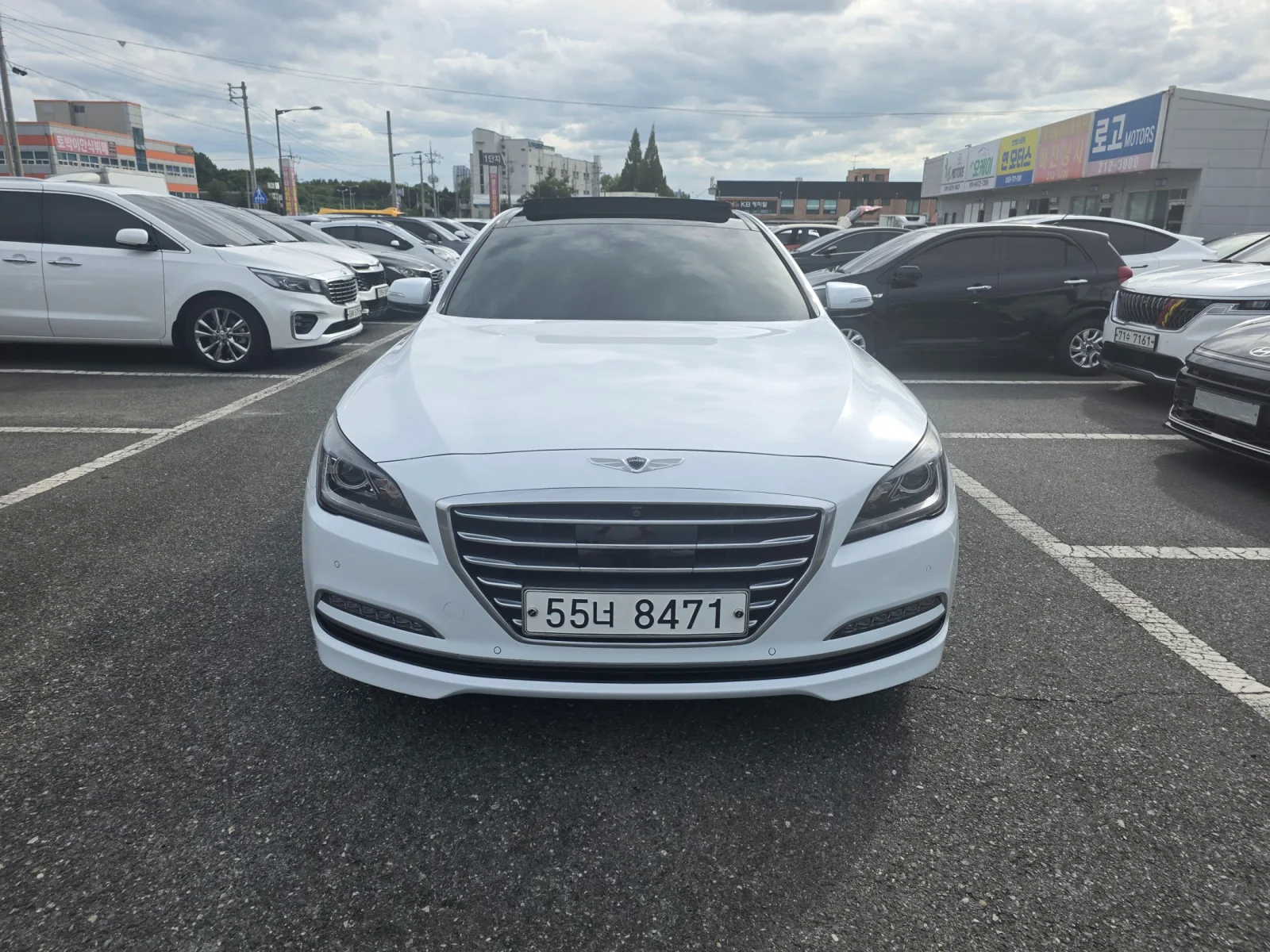 2016 Hyundai Genesis