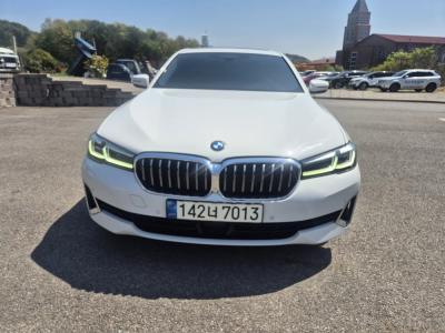 2022 BMW 5-Series