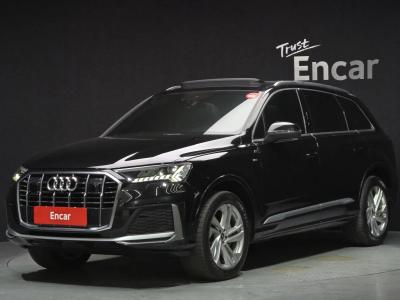 2022 Audi Q7