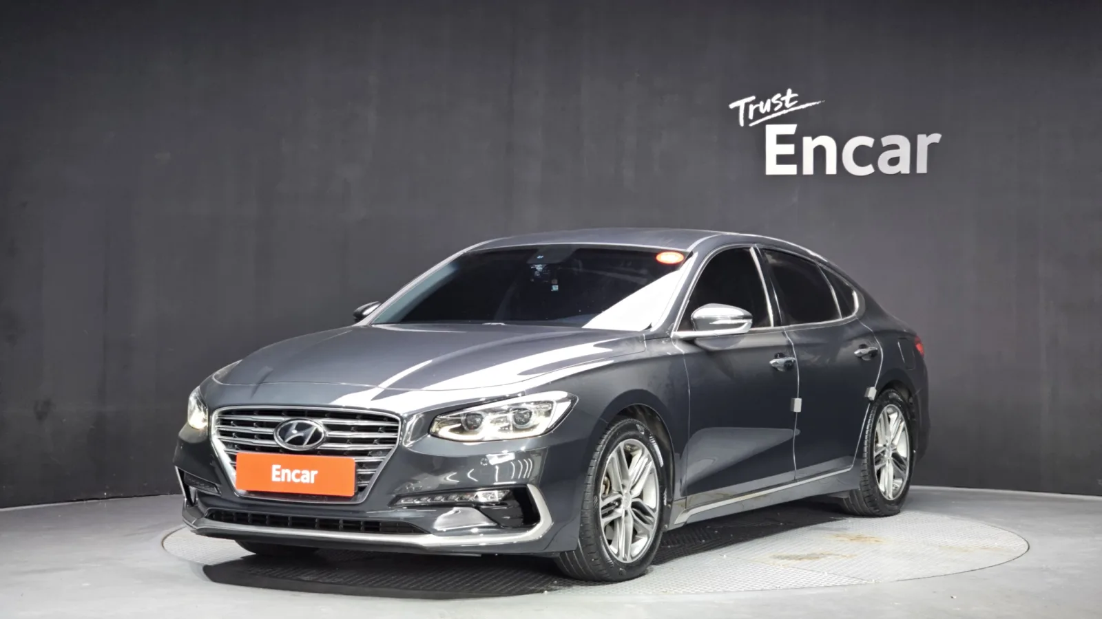2017 Hyundai Grandeur