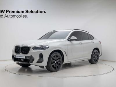 2022 BMW X4