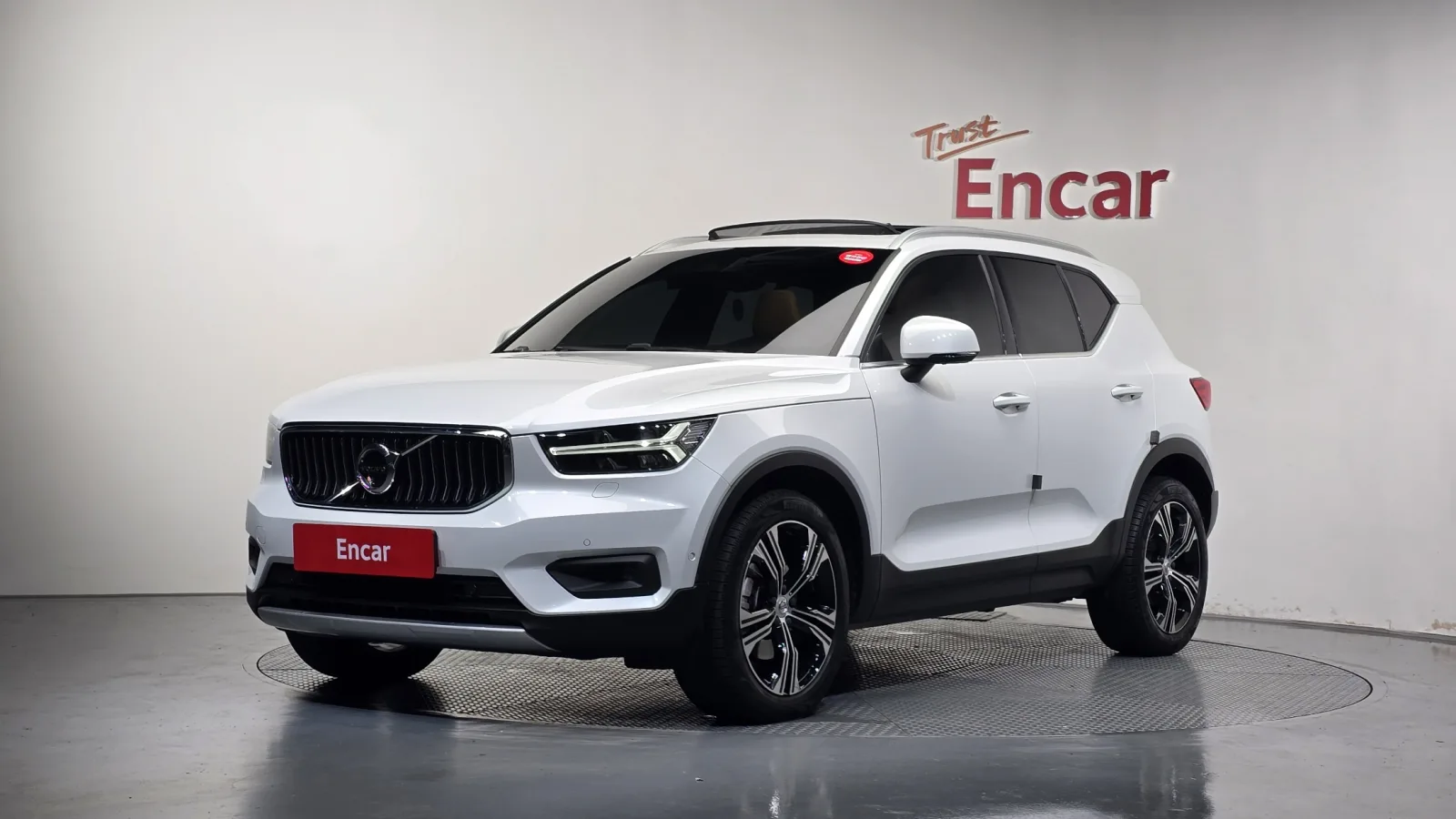 2021 Volvo XC40