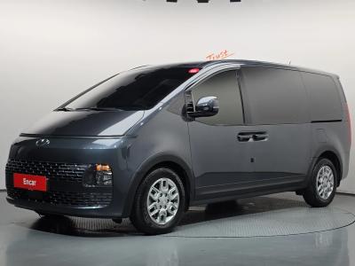 2022 Hyundai Staria