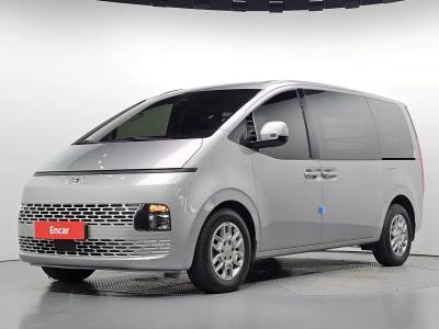 2022 Hyundai Staria