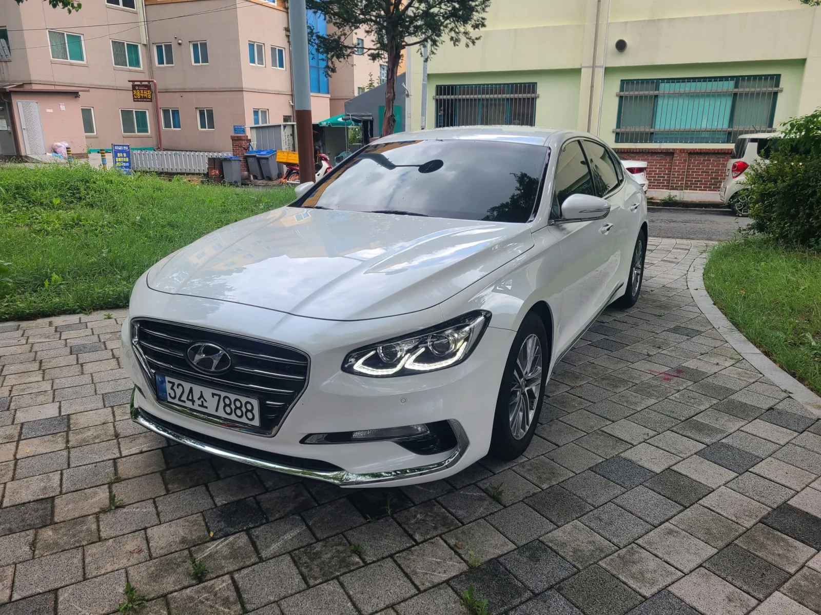 2018 Hyundai Grandeur