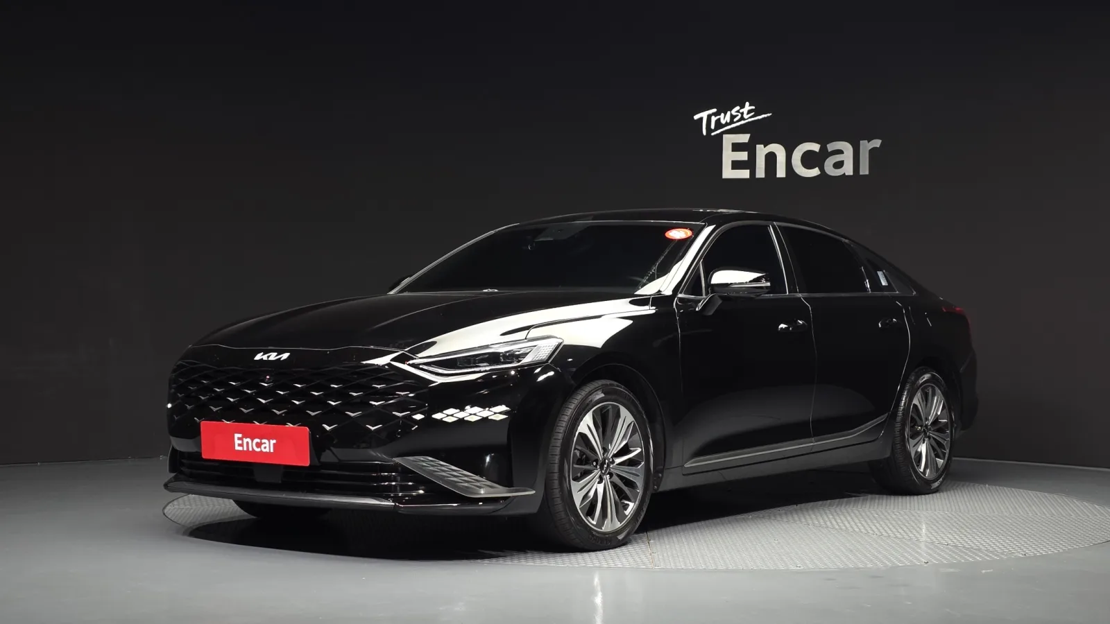 2022 Kia K8