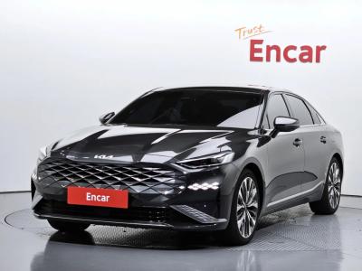 2022 Kia K8
