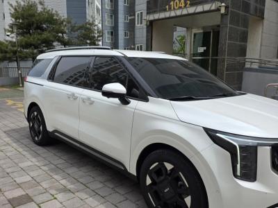 2025 Kia Carnival