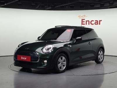 2016 MINI Cooper