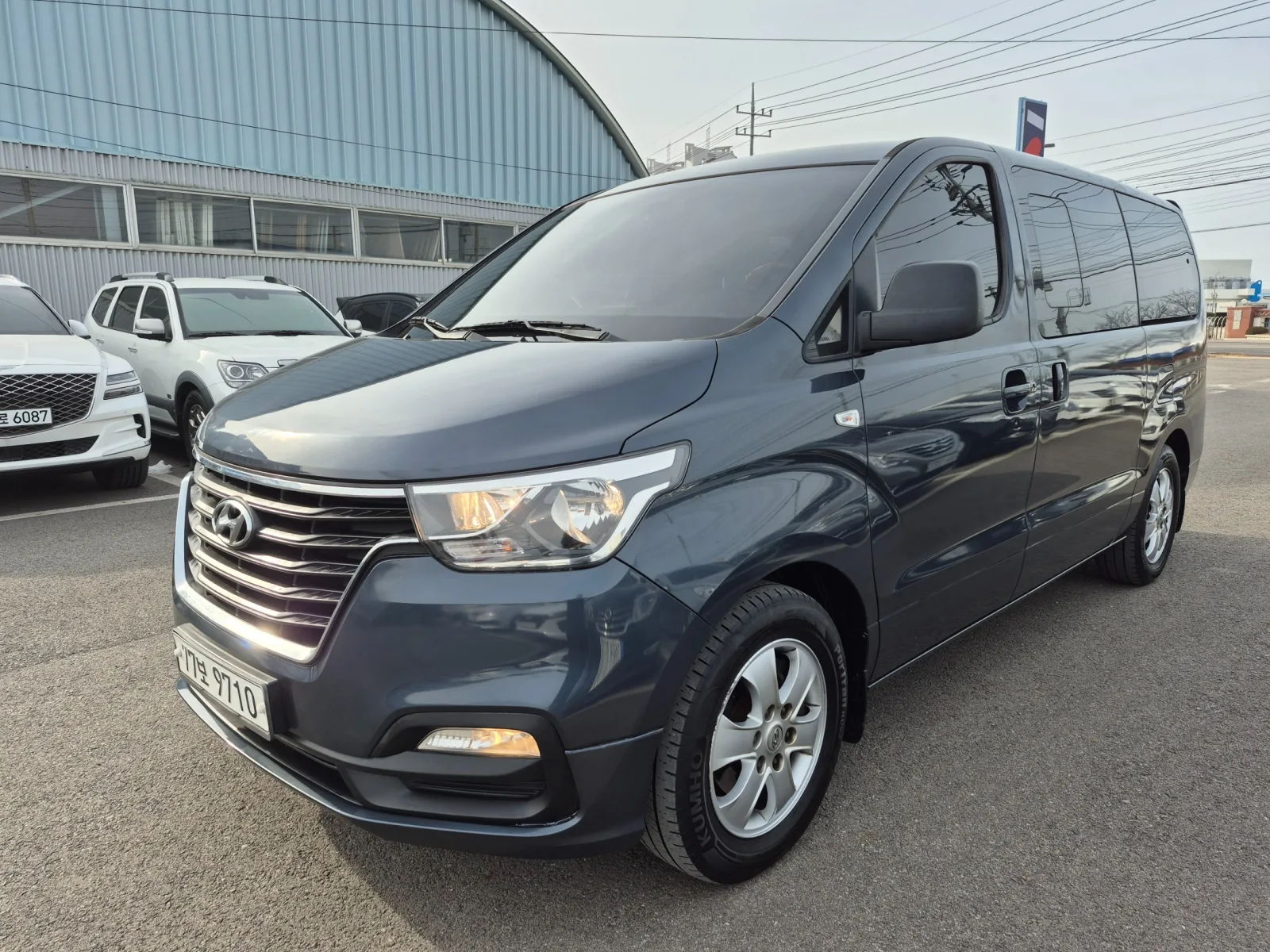 2019 Hyundai Starex