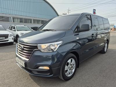2019 Hyundai Starex