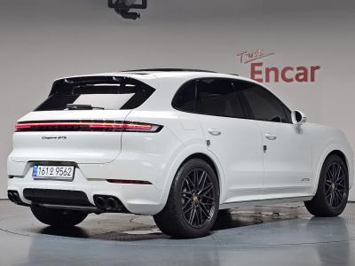2025 Porsche Cayenne