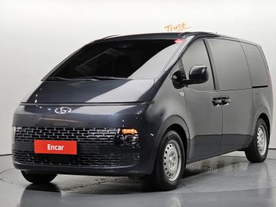 2023 Hyundai Staria