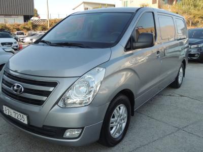 2017 Hyundai Starex
