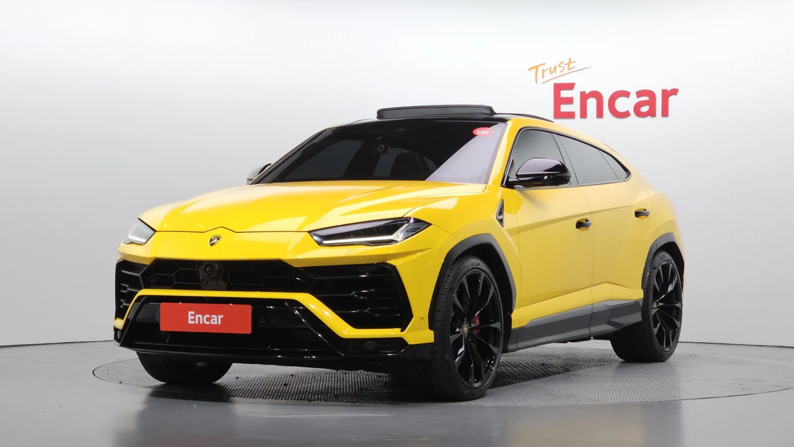 2020 Lamborghini Urus