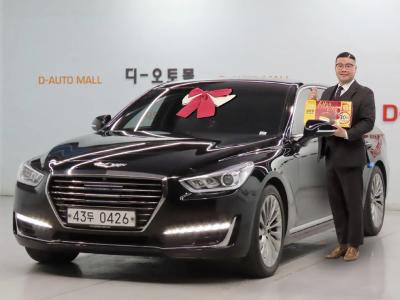 2016 Genesis EQ900