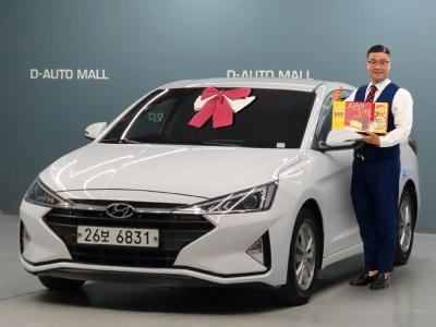 2019 Hyundai Elantra