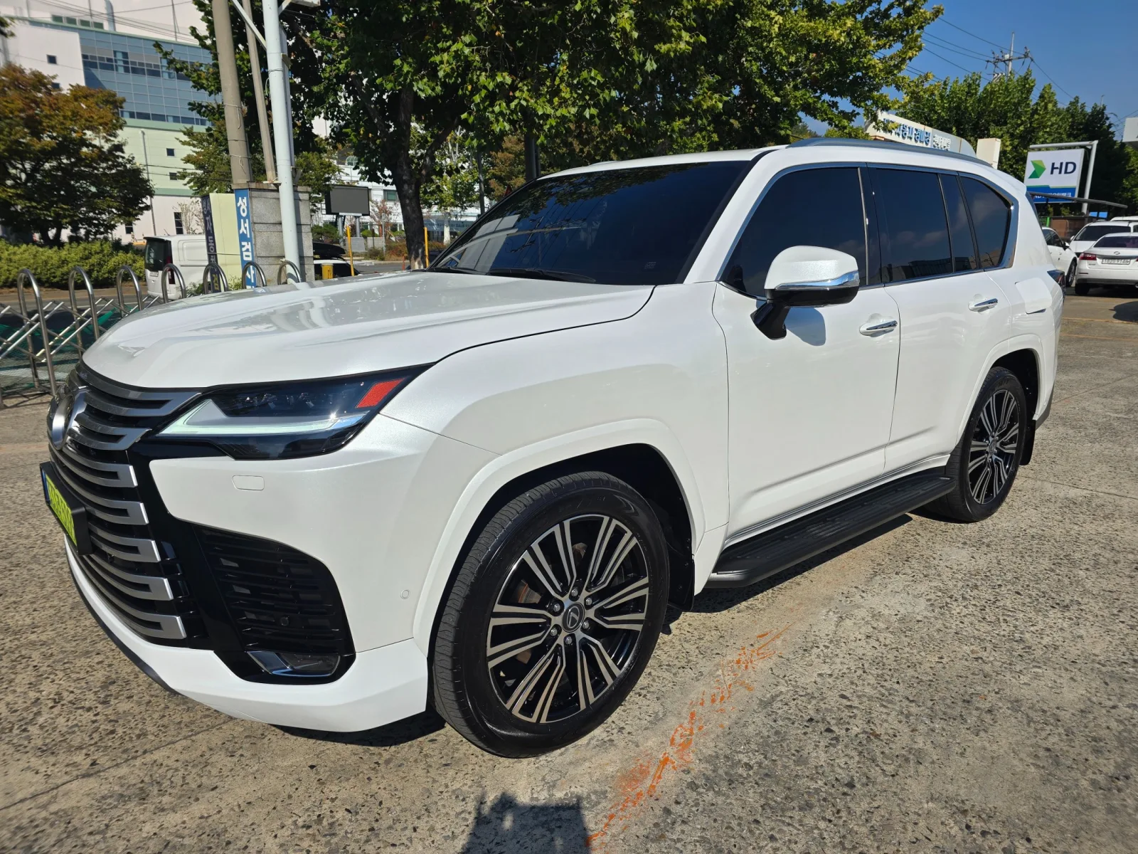 2025 Lexus LX
