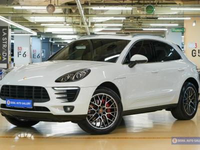 2017 Porsche Macan