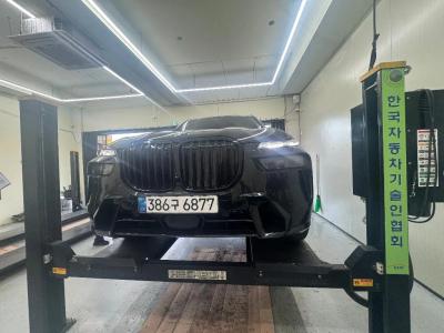 2026 BMW X7
