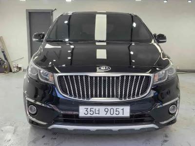 2015 Kia Carnival